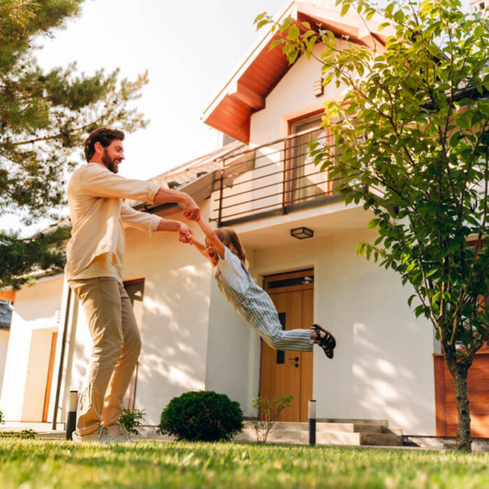 Victorian homeowners weighing up the 2026 home battery rebate